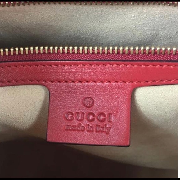 Authentic Gucci Hobo - Picture 6 of 7